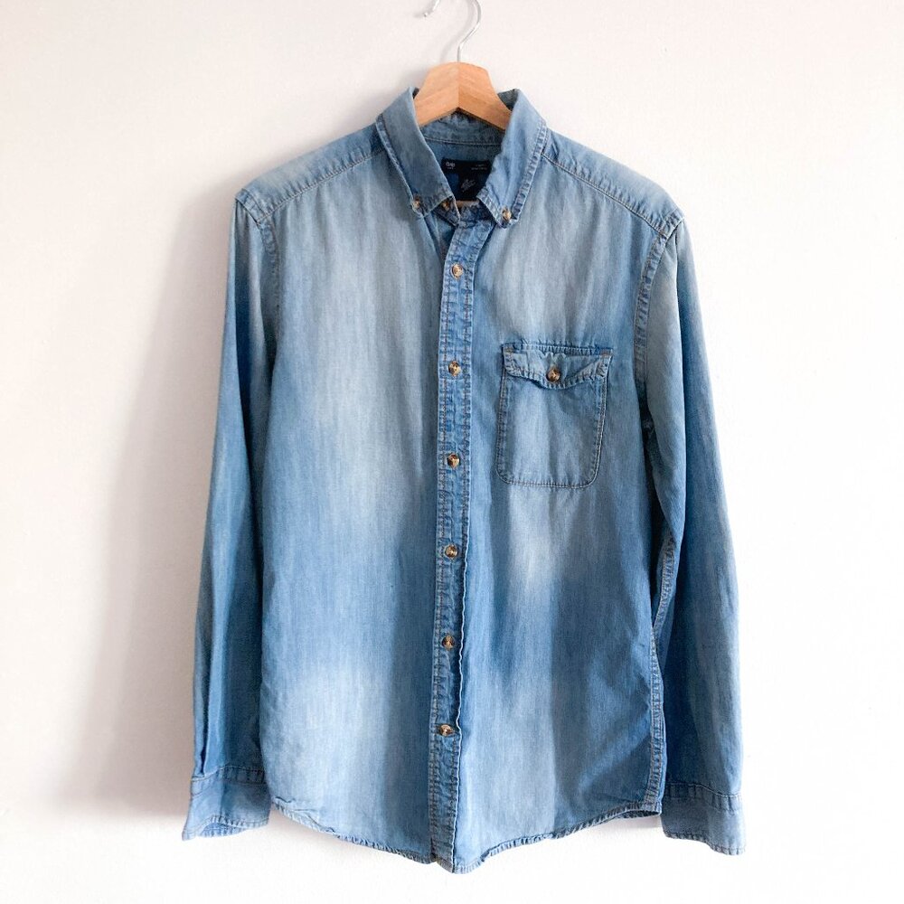 GAP Men's Jean Denim Long Sleeve Button Down Shirt Medium